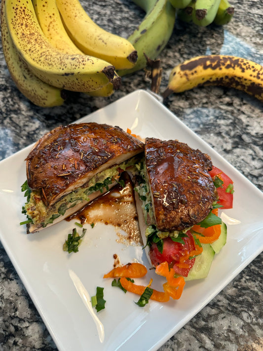 RAW VEGAN JERK MUSHROOM BURGER RECIPE (THE BEST) 🍔🍄🥒🍅🥑